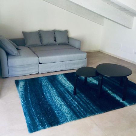 Residenza Elena Lägenhet Rimini Exteriör bild
