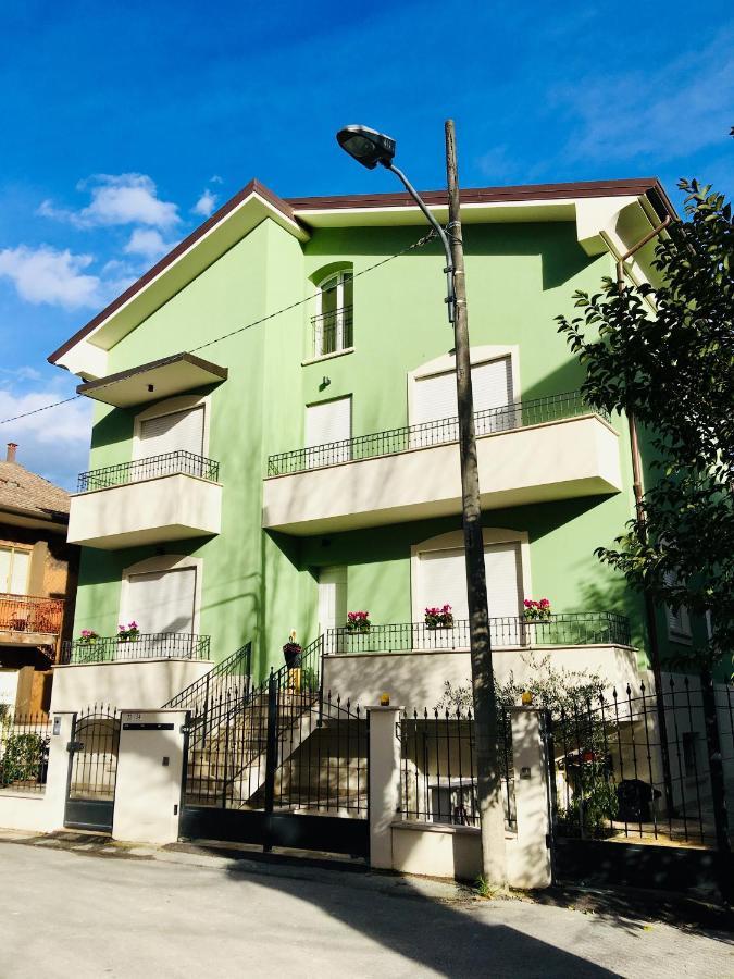 Residenza Elena Lägenhet Rimini Exteriör bild
